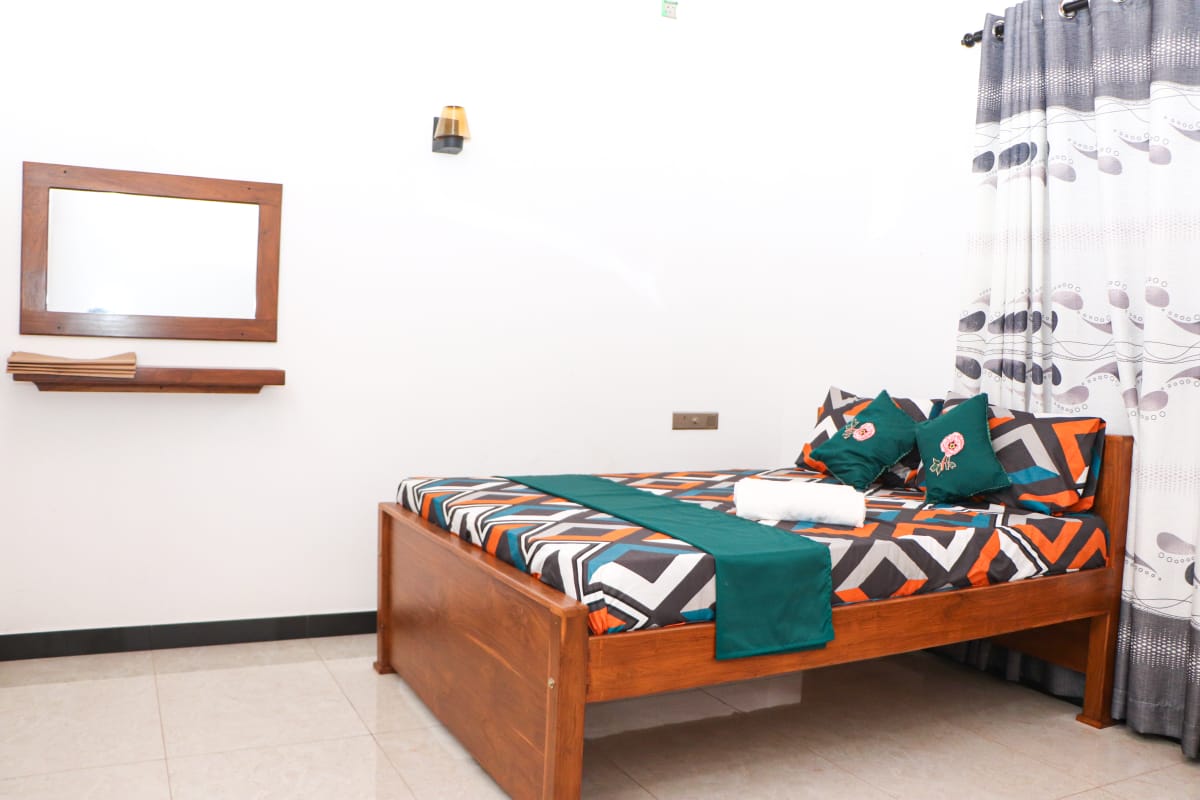 Green Village Safari Resort Logo